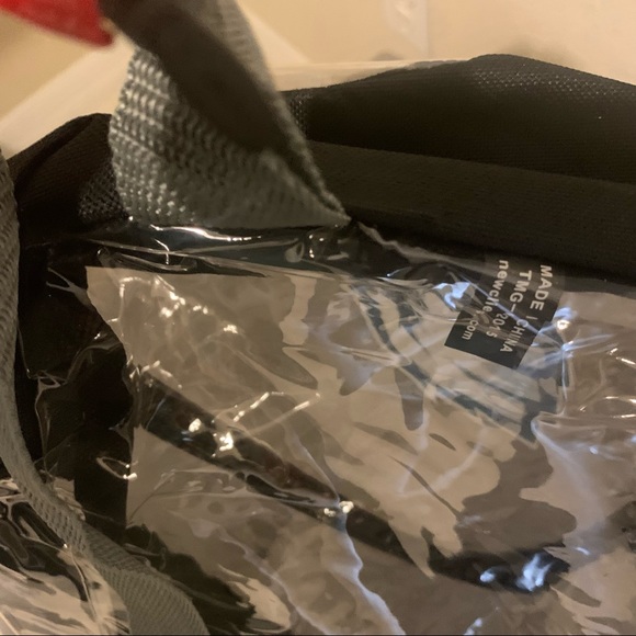 #SOLD#NFL OFFICIAL EAGLES CROSSBODY CLEAR MED BACKPACK ADJUSTABLE 1 STRAP STAD - Picture 6 of 12